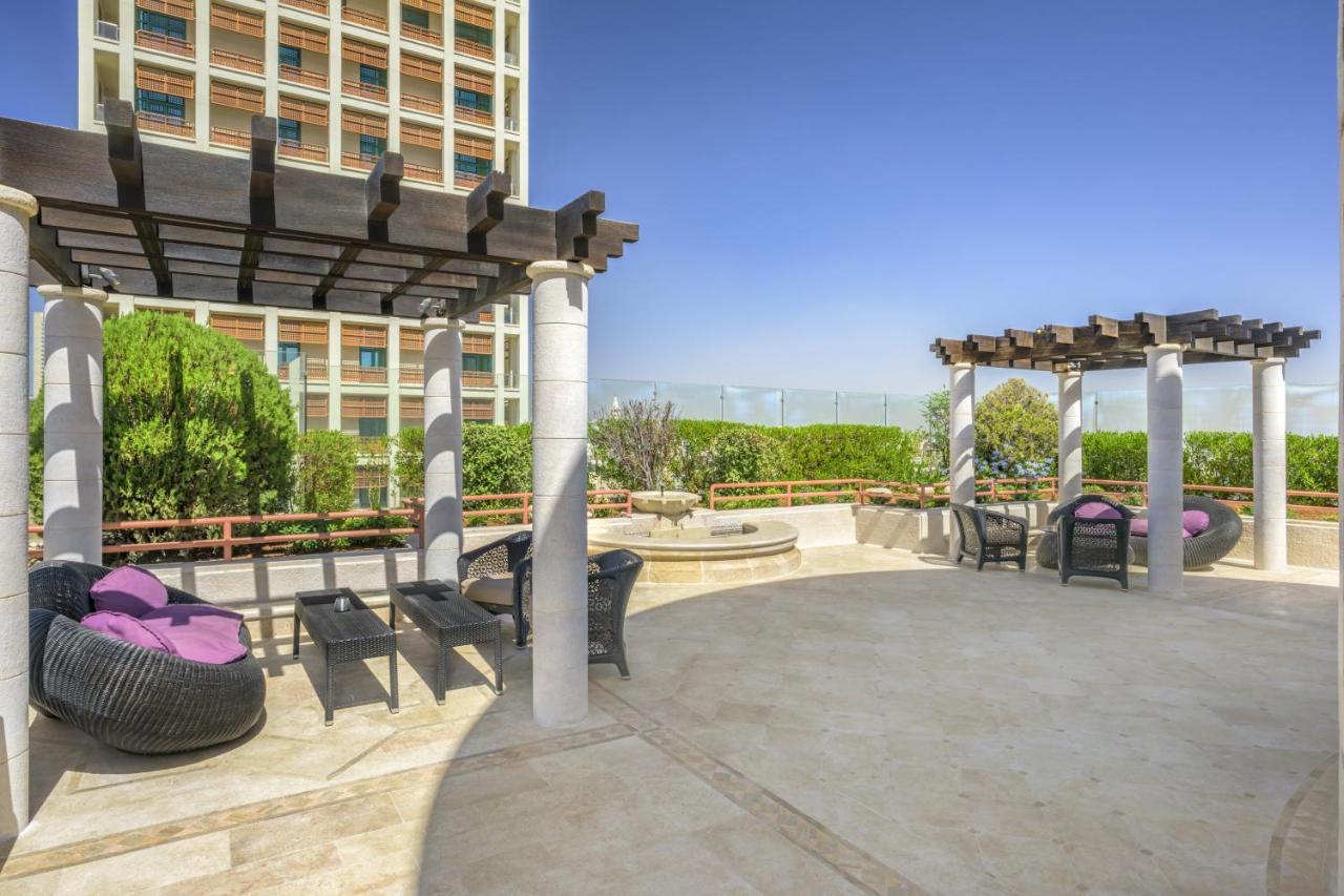Grand Hyatt Amman Hotell Exteriör bild The rooftop pool at the W Hollywood