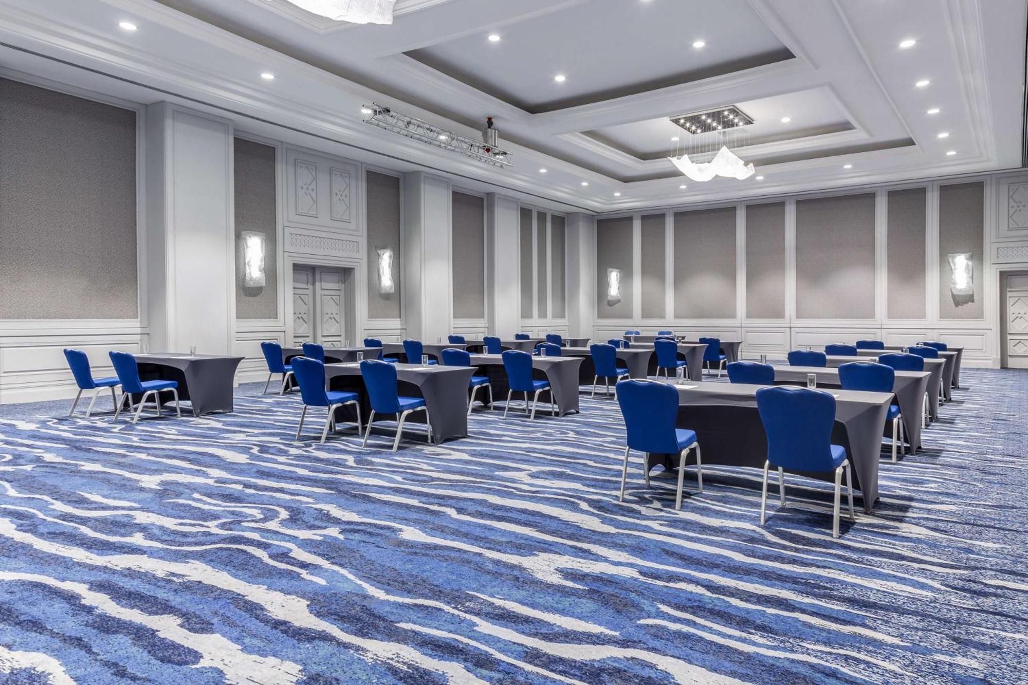 Grand Hyatt Amman Hotell Exteriör bild The ballroom at the Hilton London Heathrow
